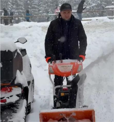 Radu Miruță, la deszăpezit în Rânca