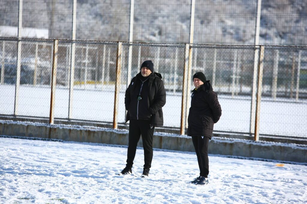 Claudiu Niculescu așteaptă două noi transferuri la CSM Slatina