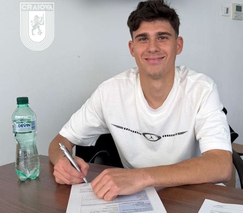 Universitatea Craiova a transferat încă un atacant din Liga 2