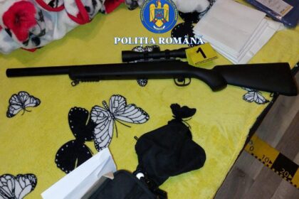 Percheziții în Vâlcea