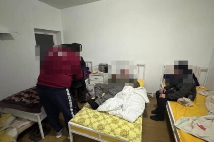 Salvați din ger la Gara Craiova: Misiune a Poliției