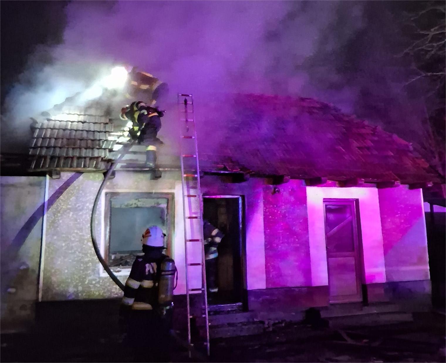 Incendii în Vâlcea - Jurnalul Olteniei – Știri din Craiova și Oltenia Incendii în Vâlcea