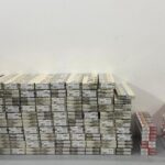 Captură la Calafat: Țigări ascunse în pereți dubli