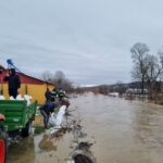 Salvare contracronometru în Dolj: Bărbat extras din râu