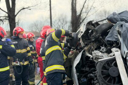 Accident mortal la Gura Văii: Intervenție ISU pe DN6