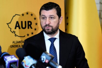 Marius Lulea (AUR) propune cedarea de teritorii în locul înarmării. Foto: Facebook