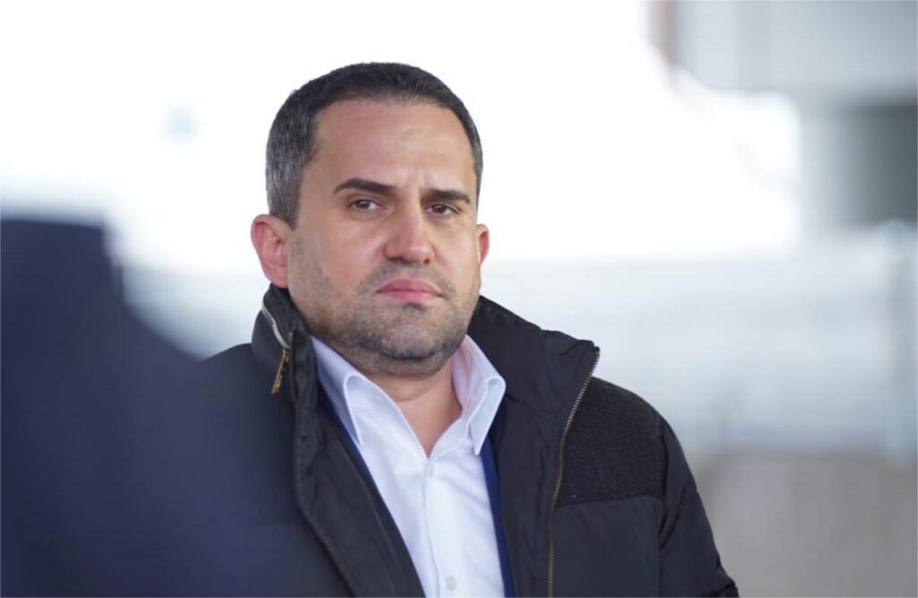 Ministrul Transporturilor, prins cu minciuna în CV - Jurnalul Olteniei – Știri din Craiova și Oltenia Ministrul Transporturilor, prins cu minciuna în CV