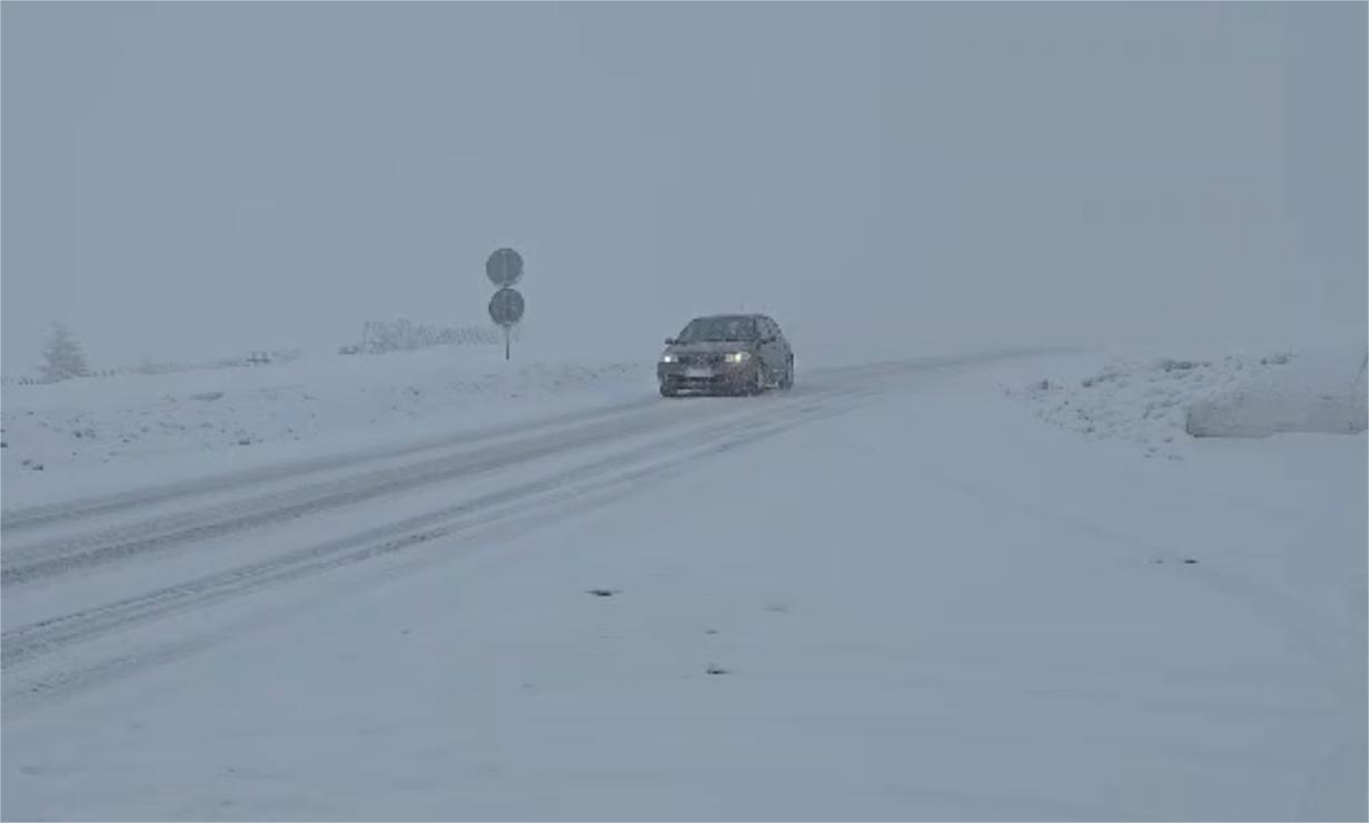 Prognoza ANM: Weekend cu ger, ninsore și viscol. Foto: Meteoplus