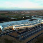 Barierele din parcarea noului terminal al Aeroportului Internațional Craiova au fost coborâte