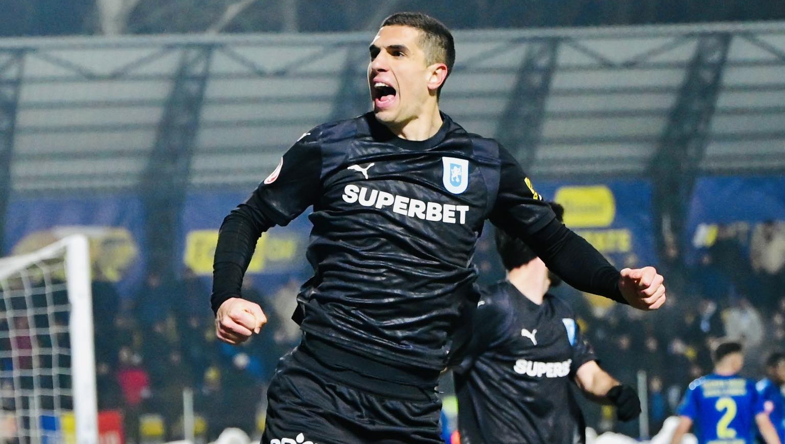 Nikola Stevanovic a ajuns să iubească deja Universitatea Craiova - Jurnalul Olteniei – Știri din Craiova și Oltenia Nikola Stevanovic a ajuns să iubească deja Universitatea Craiova