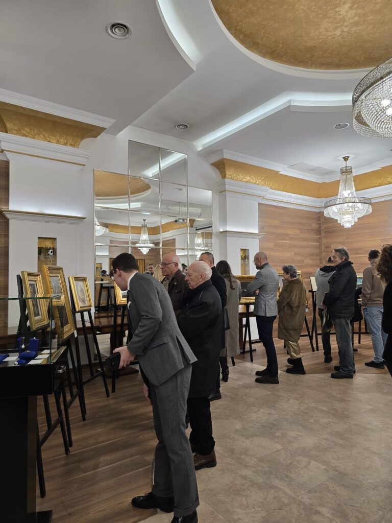 O lucrare de Pablo Picasso scoasă la licitație în Craiova într-o expoziție de excepție vizitatori