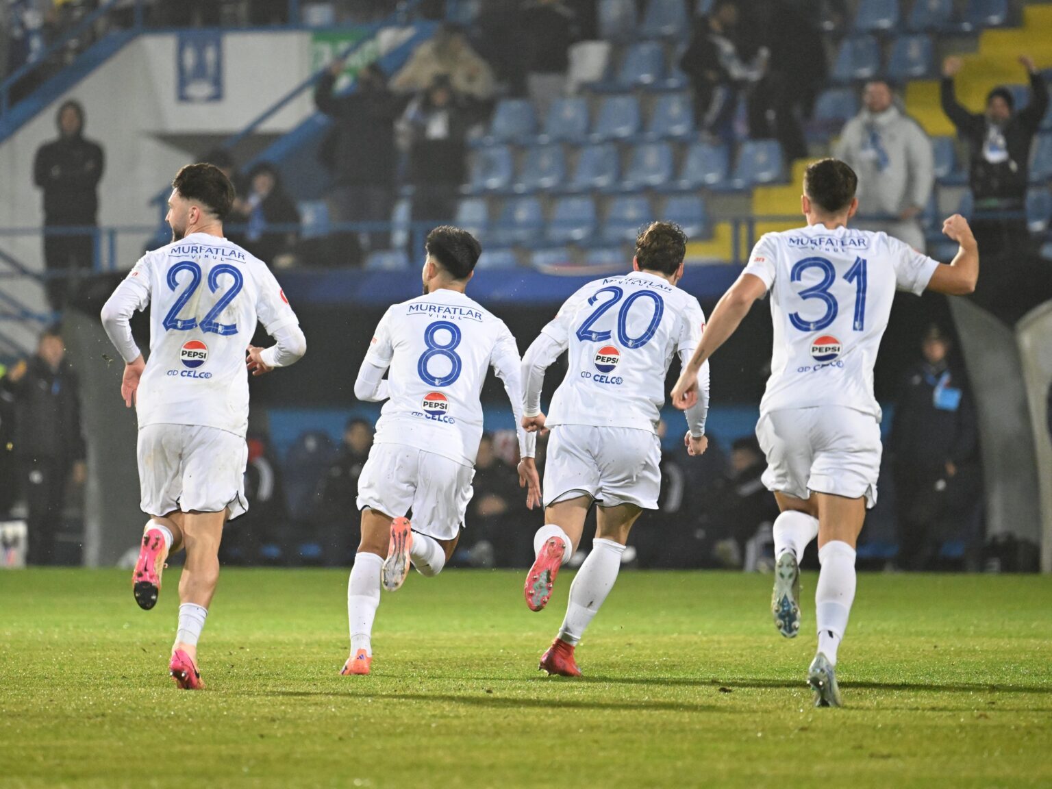 Rezervă la Craiova, dar vedetă la Farul. Oltenii au pierdut un adevărat golgheter