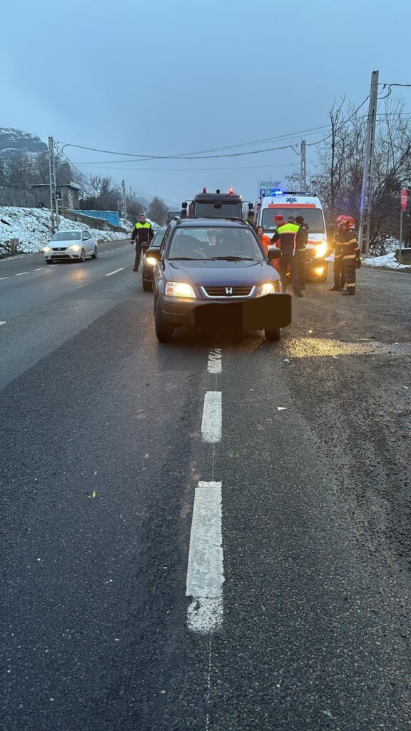 Accident pe DN 6 la Gura Văii: O victimă dusă la spital