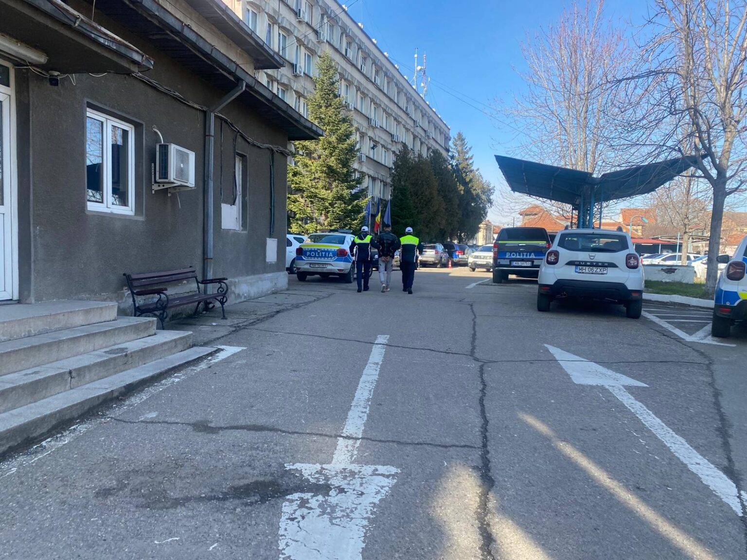 Șofer din Severin, reținut după ce a condus fără permis - Jurnalul Olteniei – Știri din Craiova și Oltenia Șofer din Severin, reținut după ce a condus fără permis