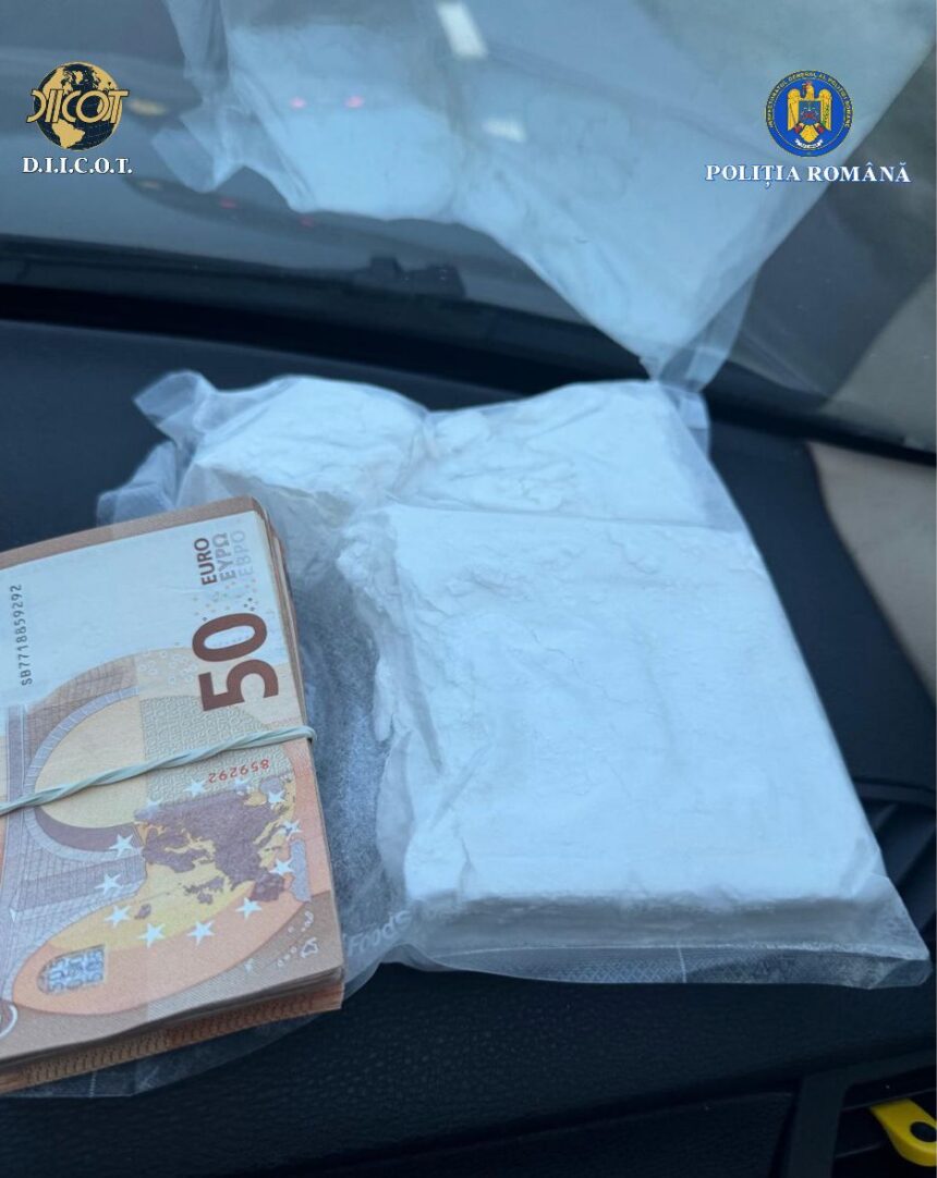 Flagrant organizat de BCCO Craiova: trei bărbați arestați