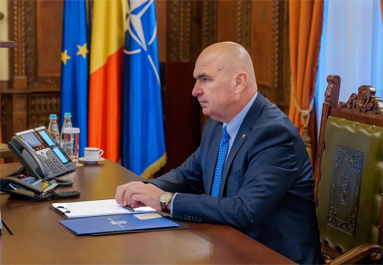 Mama lui Ilie Bolojan rupe tăcerea: „Nu demisiona!”