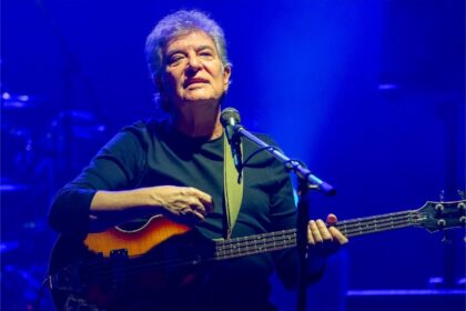 Iulian Vrabete, basistul Holograf, a murit. Foto: Facebook