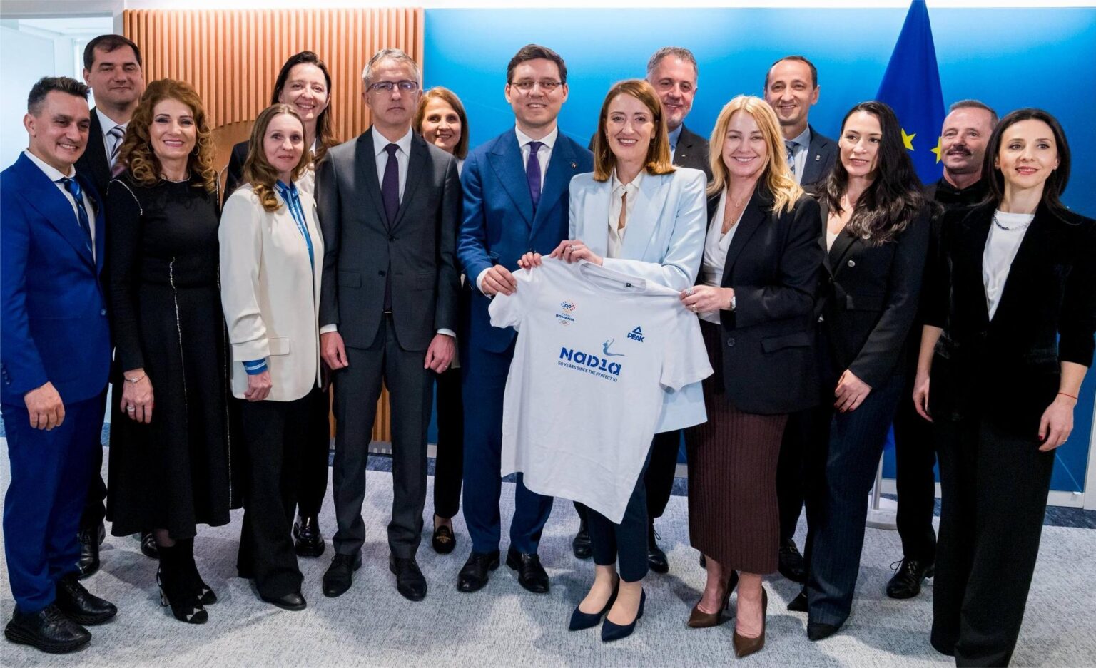 Nadia Comăneci, celebrată la Parlamentul European. Foto: Facebook/ Victor Negrescu