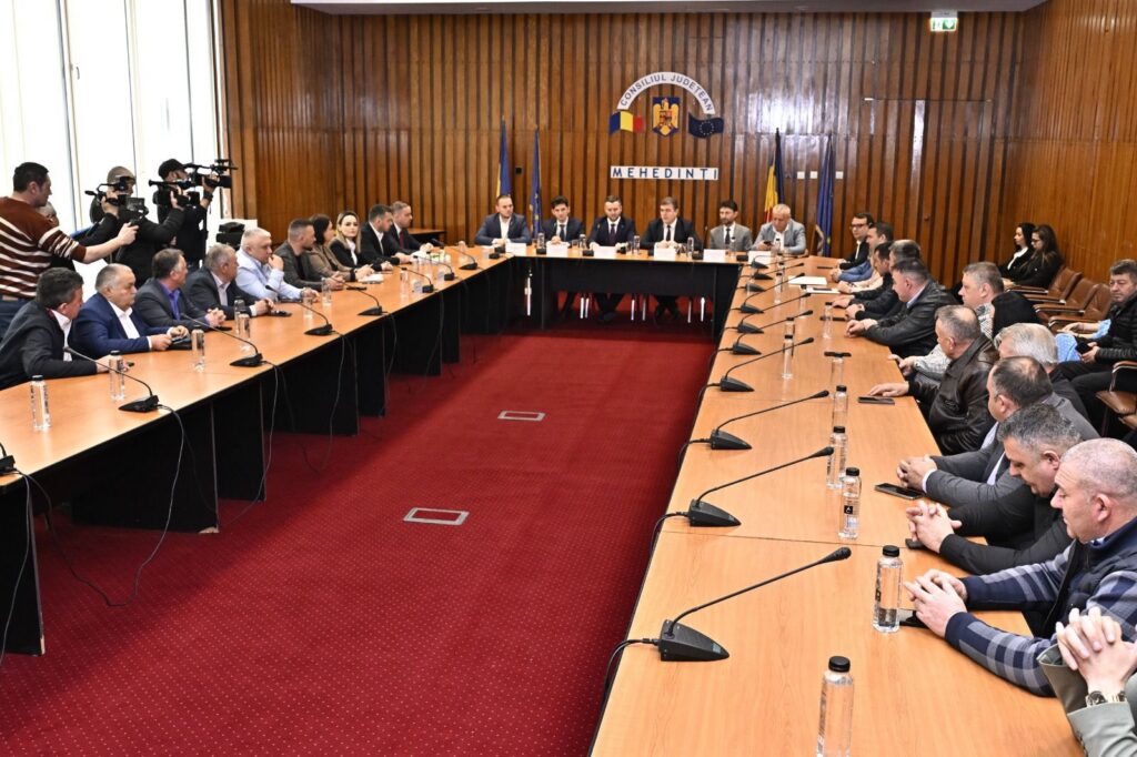 26 milioane lei pentru iluminat modern în Mehedinți