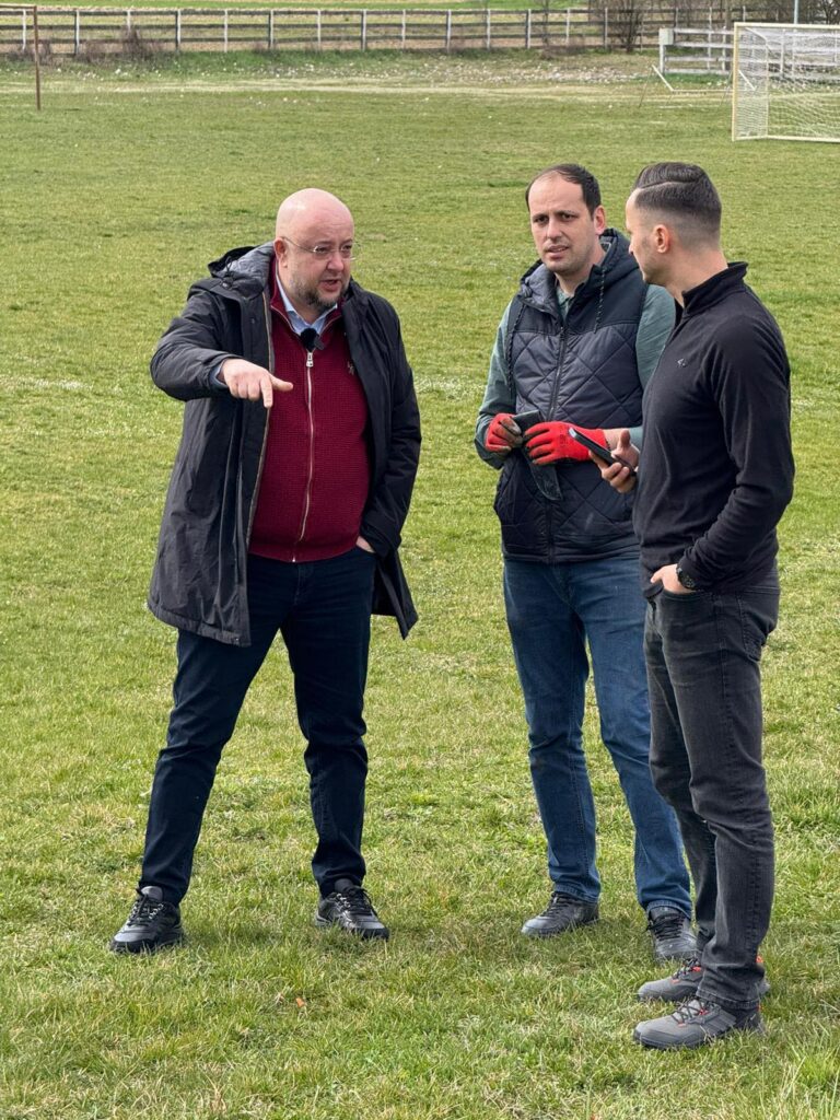 656712477_3300803096747089_1470648241204118749_n - Jurnalul Olteniei – Știri din Craiova și Oltenia Plantări de arbori în Vâlcea: acțiuni și planuri noi