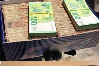 DNA: 350.000€, găsiți la Cristian Anton, șeful ARR. Foto: Snoop.ro