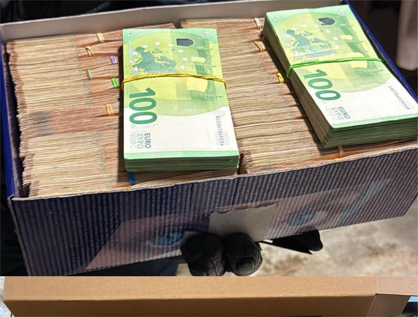 DNA: 350.000€, găsiți la Cristian Anton, șeful ARR. Foto: Snoop.ro