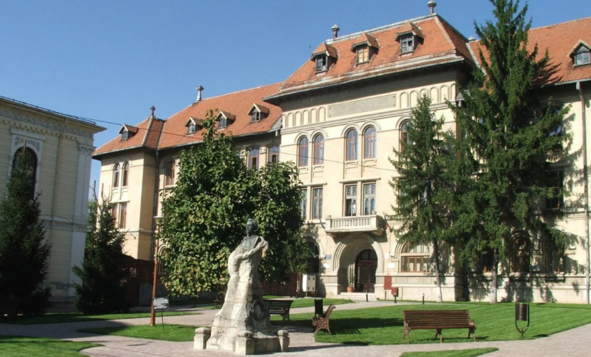 Decizie la Craiova: Colegiul „Elena Cuza”, pus să dea înapoi terenul cerut de Parohie