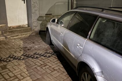 Vâlcea: Dosar penal pentru doi tineri după o plimbare