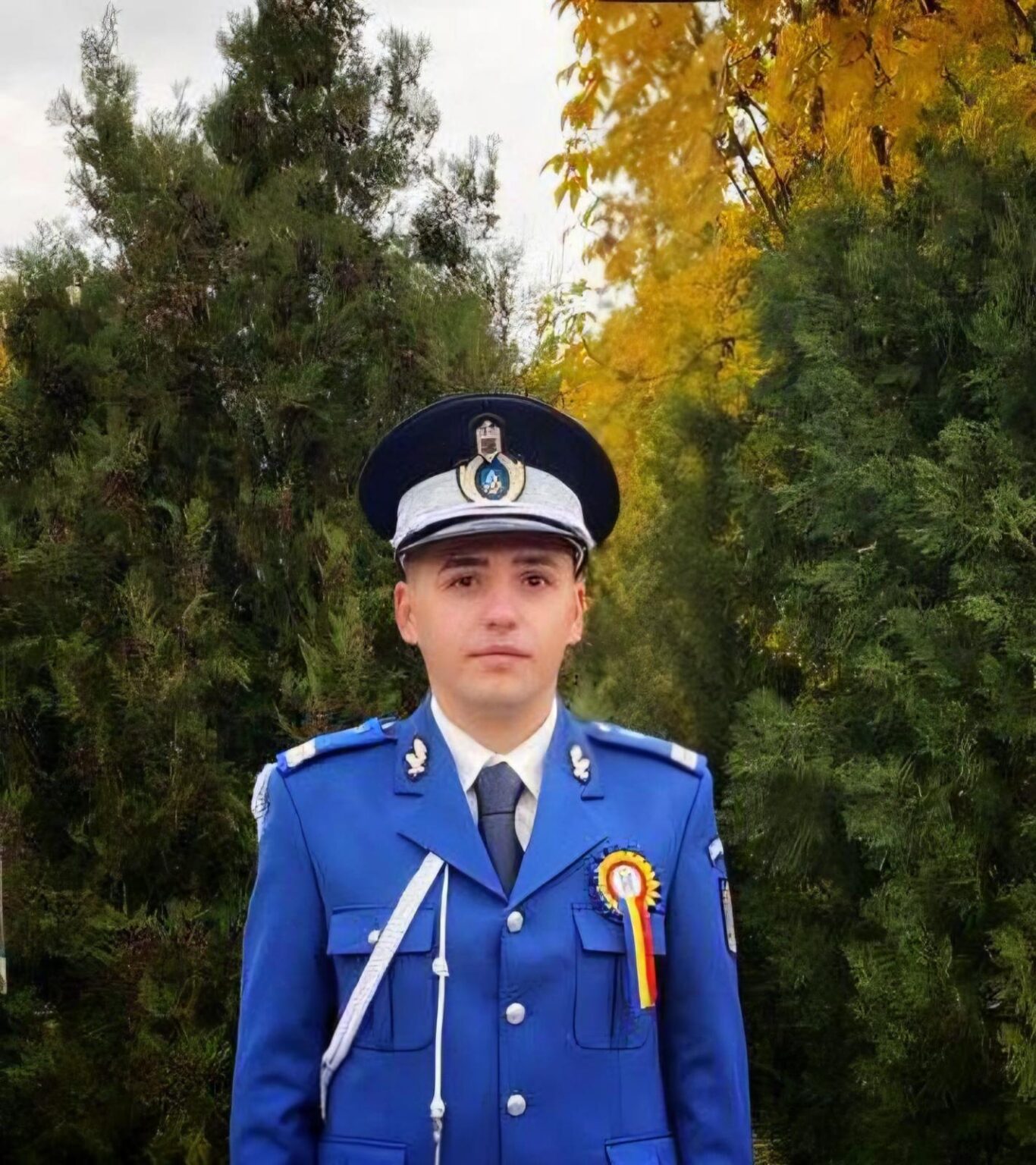 Jandarm din Mehedinți a salvat un om căzut în stradă