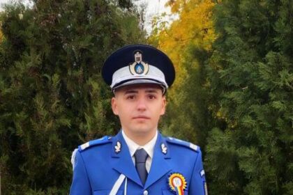 Jandarm din Mehedinți a salvat un om căzut în stradă