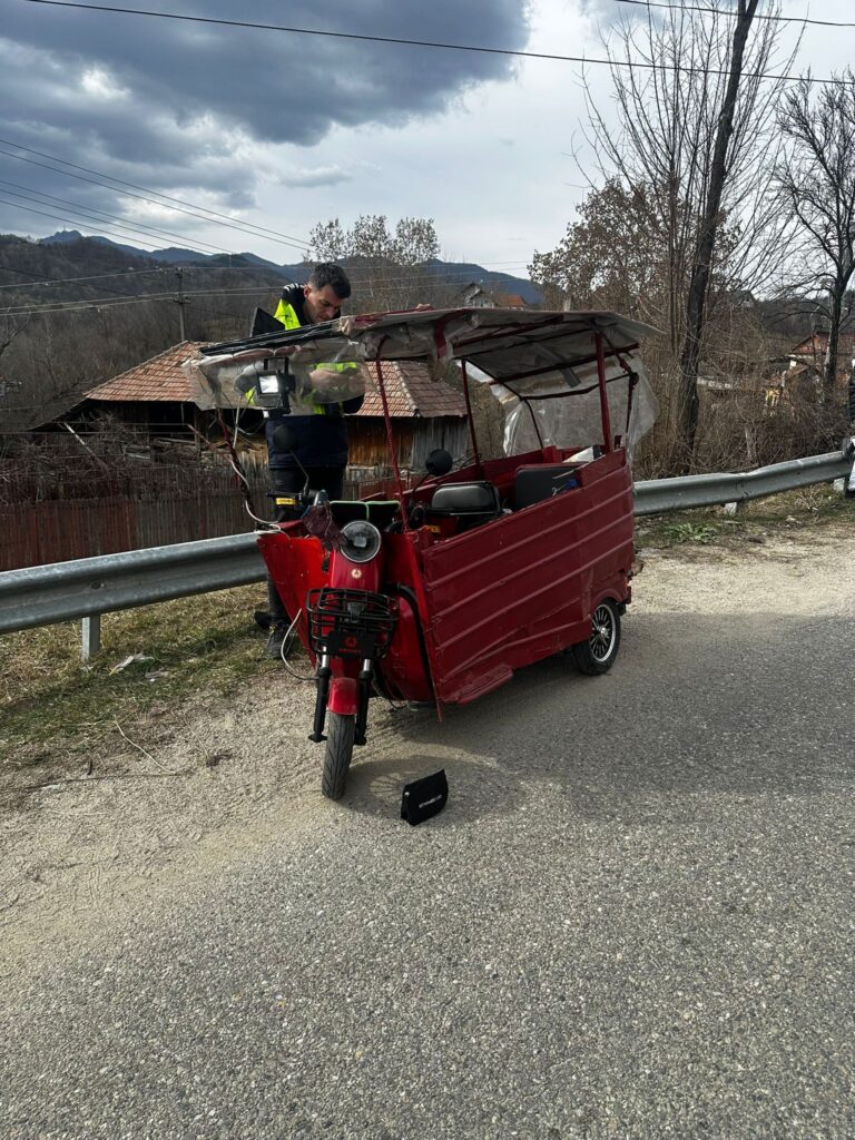 Accident mortal la Berislăvești: S-a răsturnat cu triciclul