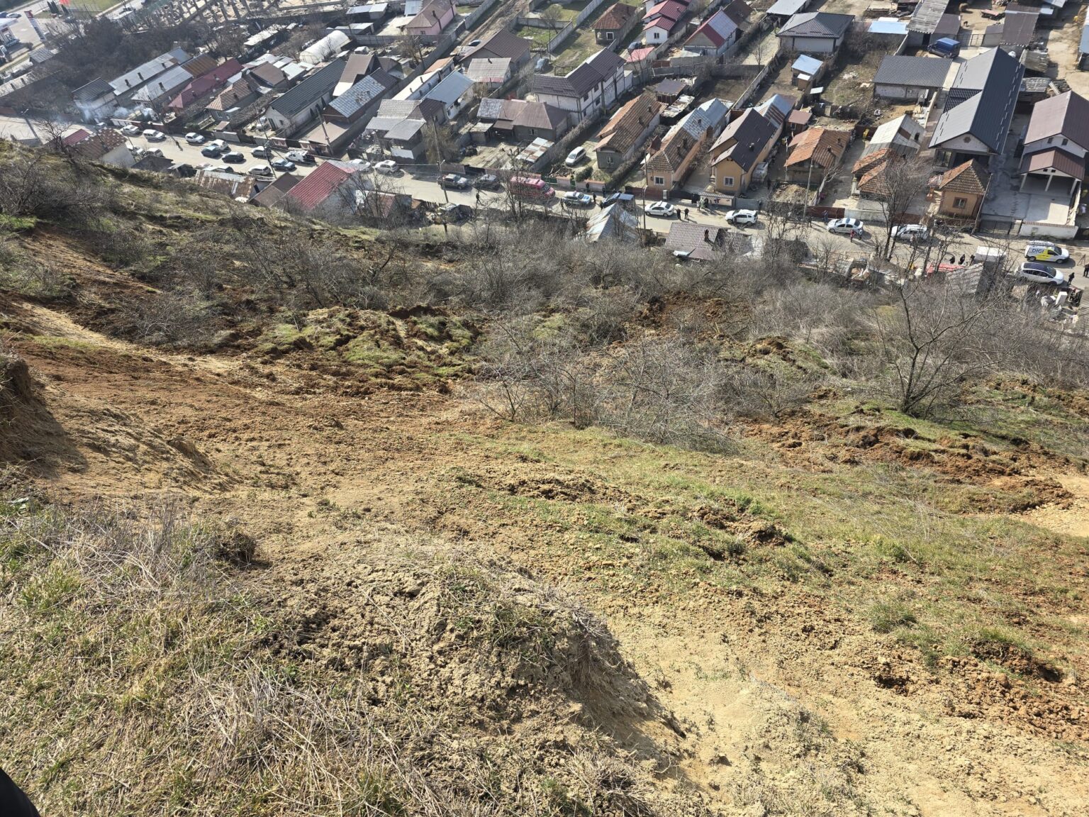 alunecare de teren gradiste 1 - Jurnalul Olteniei – Știri din Craiova și Oltenia