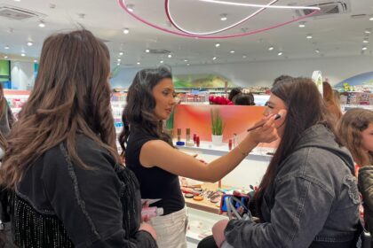 Creativitate și răsfăț: Caravana Frumuseții dm a cucerit 12 orașe în martie 2026