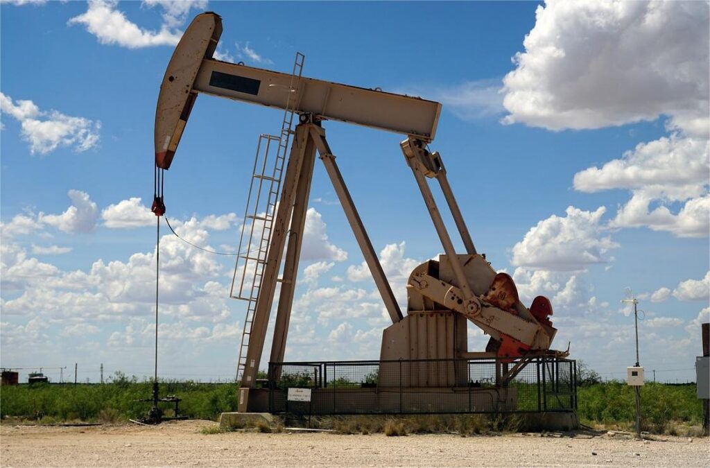 Haos pe piețe: Prețul petrolului trece de 100 $ - Jurnalul Olteniei – Știri din Craiova și Oltenia Haos pe piețe: Prețul petrolului trece de 100 $