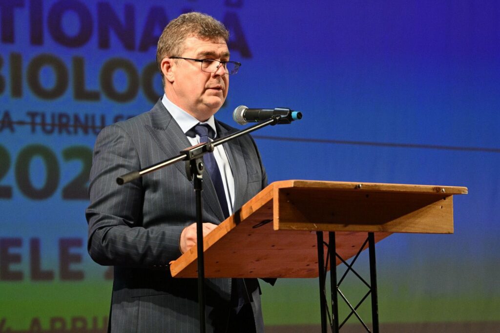 Severin: Peste 270 de olimpici la Biologie în competiție