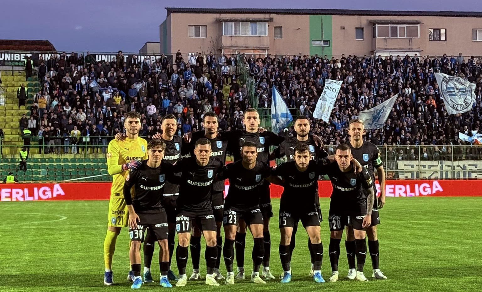 Universitatea Craiova își continuă cursa către titlu. Alb-albaștrii s-au detașat în clasament!