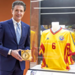 „Căpitanul” - primul card game lansat de un sportiv român. Ideea lui Gică Popescu, în casele românilor