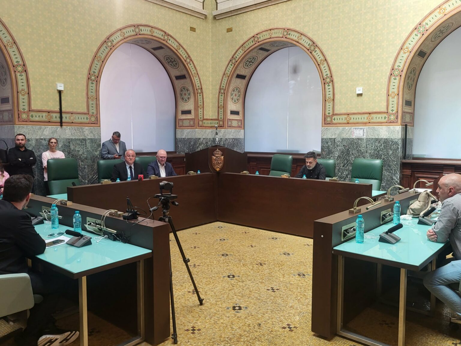 Craiova. S-a votat: jocuri de noroc cu reguli, nu interzise