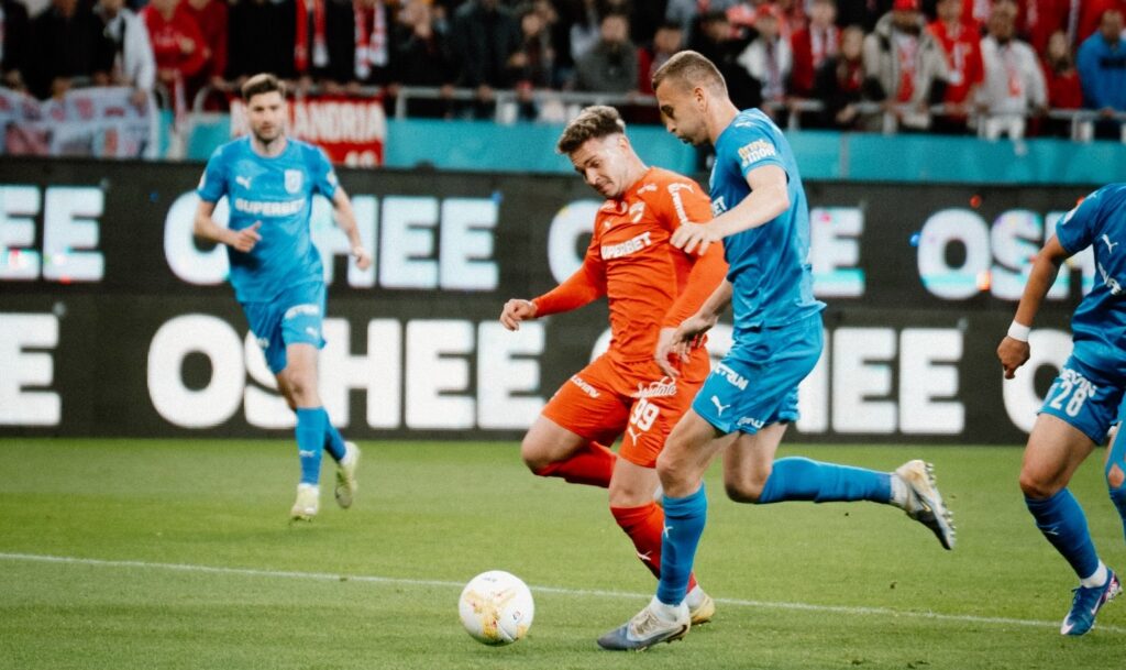 Universitatea Craiova, de neoprit în drumul spre event. Alb-albaștrii s-au calificat în finala Cupei