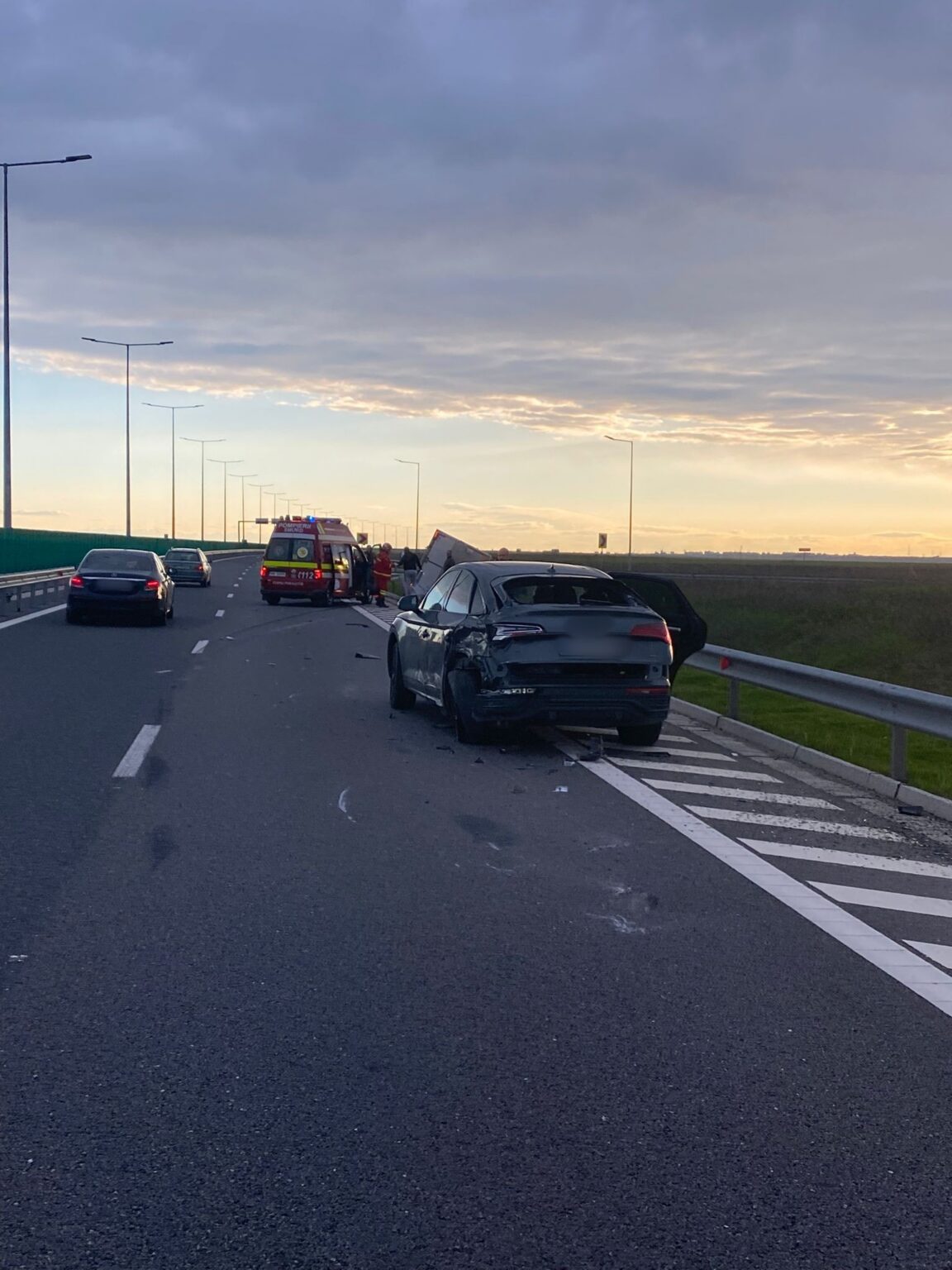 Olt: Accident pe Drumul Expres 12 după o oprire ilegală