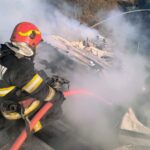 Incendiu la Mănăstirea Bistrița: intervenție masivă