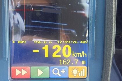 Craiova: Șoferiță fără permis după ce a condus cu viteză