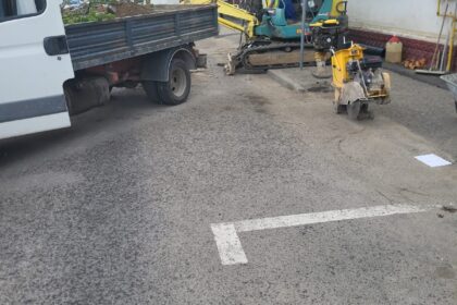 Firmă din Târgu Jiu sancționată pentru lucrări la rețeaua de gaze realizate fără respectarea avizului rutier și a siguranței pietonilor