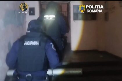 DIICOT Gorj: 21 de percheziții într-un dosar de trafic de droguri și substanțe psihoactive