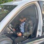 Gorj: Hoț prins dormind în mașina pe care o jefuia