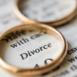 Foștii soți pot păstra numele după divorț. Legea, adoptată: Foto: Pixabay