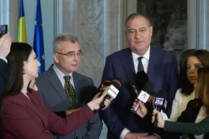 PSD și AUR depun moțiune de cenzură contra Guvernului. Foto: Captură video