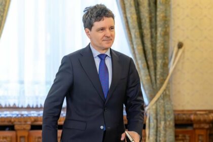 România plătește 565.000 USD/ lună pentru consultanță SUA