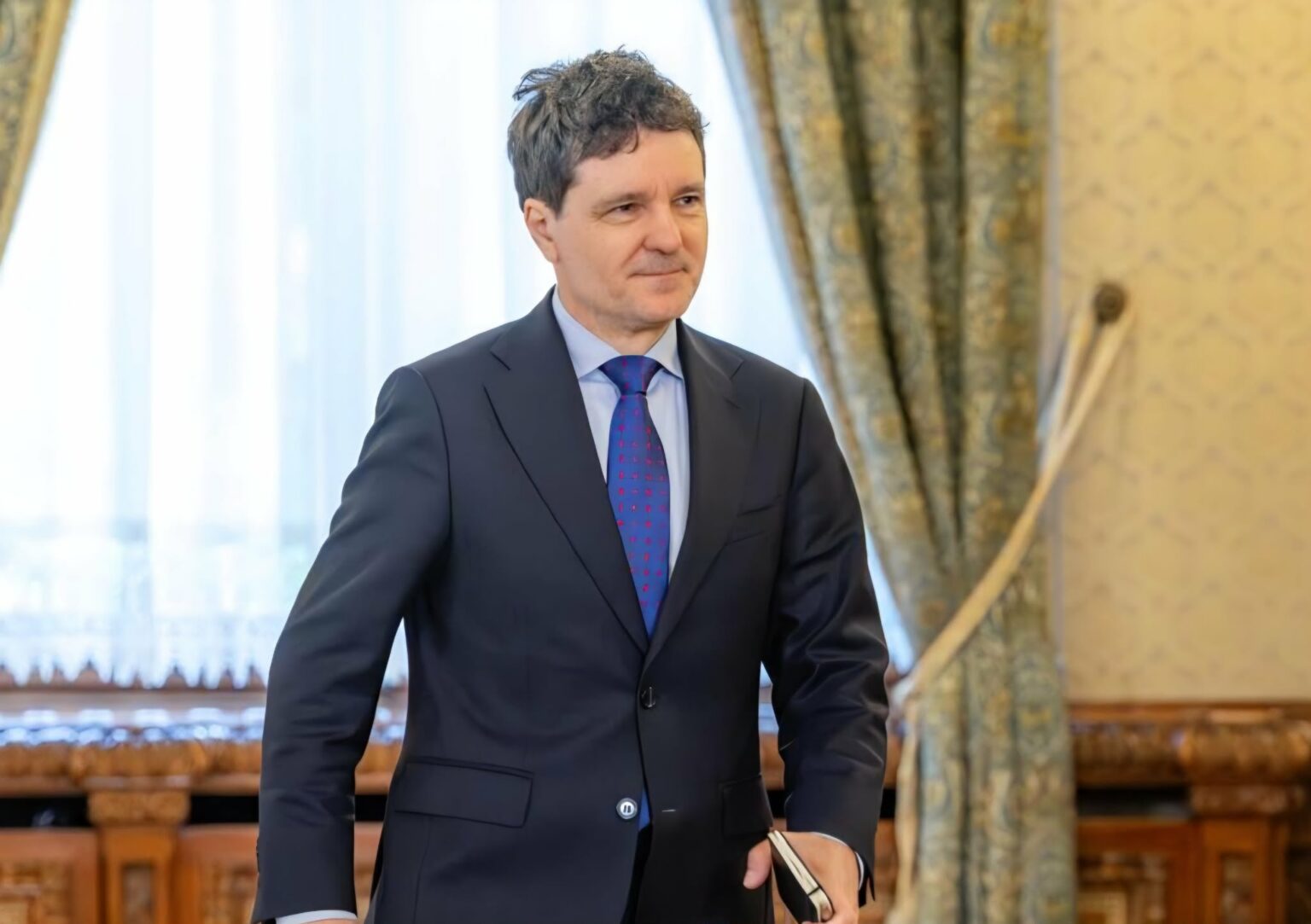 România plătește 565.000 USD/ lună pentru consultanță SUA - Jurnalul Olteniei – Știri din Craiova și Oltenia România plătește 565.000 USD/ lună pentru consultanță SUA