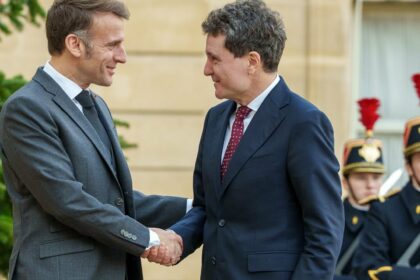 Emmanuel Macron și Nicușor Dan. Foto: presidency.ro